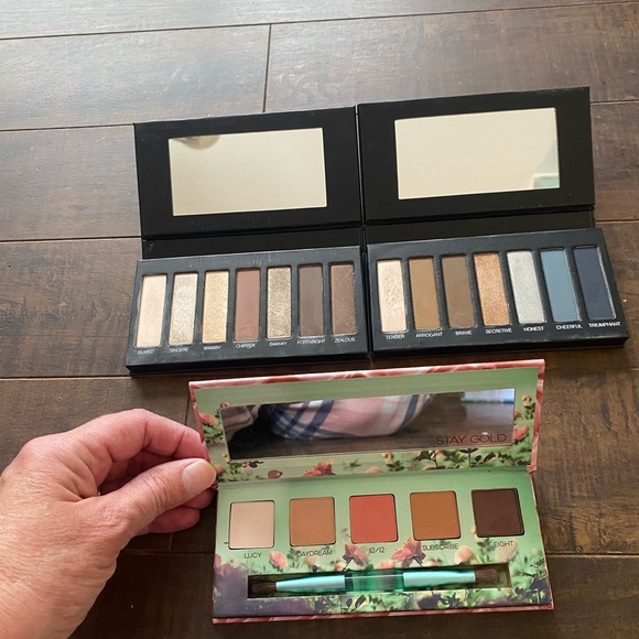 Younique Moonstruck Eye Shadow Palettes and Urban Decay Kristen Leanne Palette - Picture 6 of 11